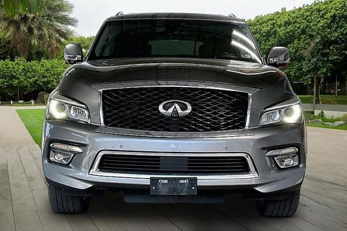 2017 INFINITI QX80 Base
