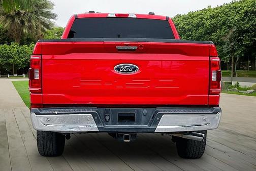 RED 2021 Ford F-150 XLT