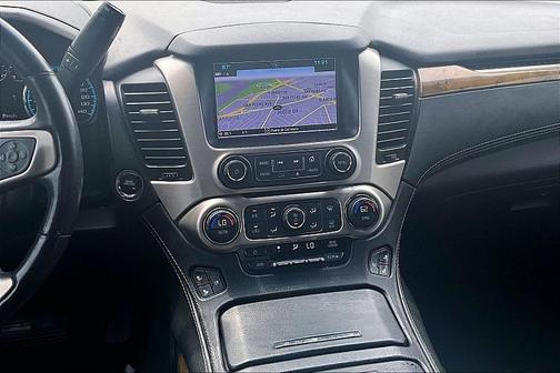Quicksilver Metallic 2017 GMC Yukon XL Denali