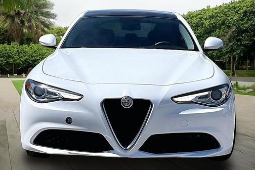 2019 Alfa Romeo Giulia Base