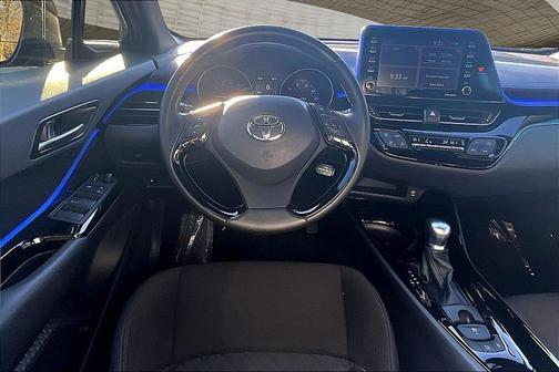 2021 Toyota C-HR XLE