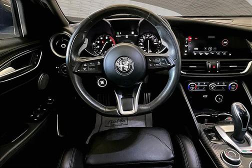 Anodized Blue Metallic 2020 Alfa Romeo Giulia Ti Sport Carbon