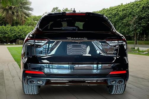 2022 Maserati Levante Modena