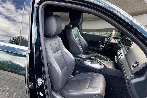 BLACK 2020 Mercedes-Benz GLS 580 4MATIC