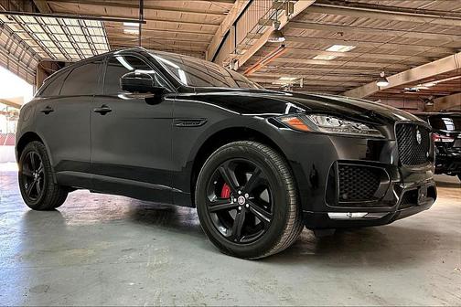 2019 Jaguar F-PACE S