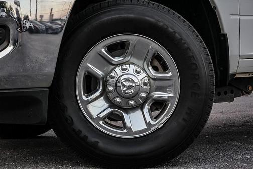 2020 RAM 2500 Tradesman Regular Cab 4X2 8' Box