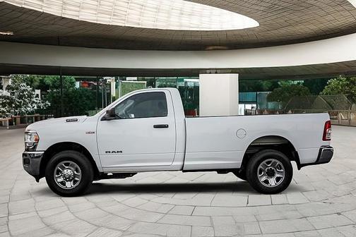 2020 RAM 2500 Tradesman Regular Cab 4X2 8' Box