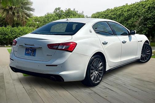 2018 Maserati Ghibli Base