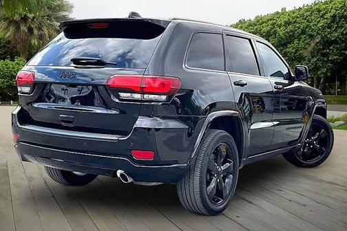 2019 Jeep Grand Cherokee Altitude