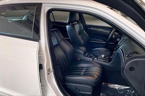 WHITE 2023 Chrysler 300 S