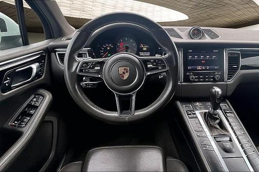 2017 Porsche Macan S