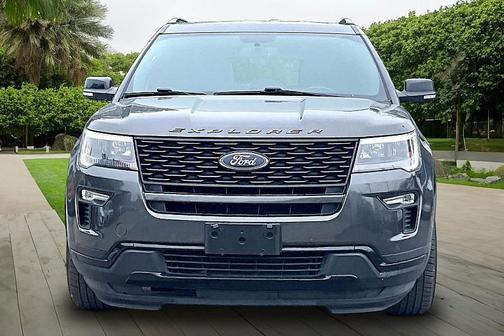 Magnetic Metallic 2018 Ford Explorer Sport