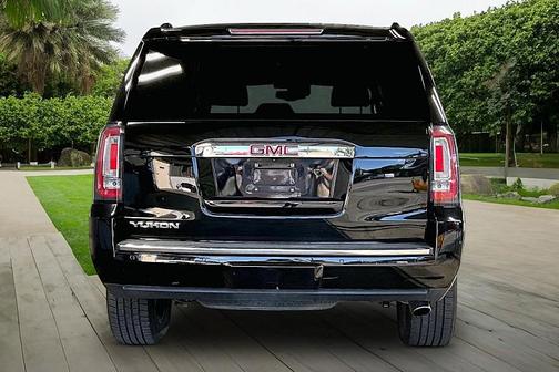 Onyx Black 2018 GMC Yukon Denali