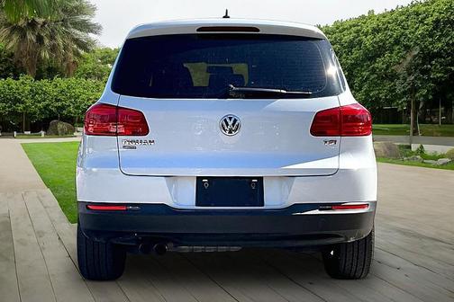 2018 Volkswagen Tiguan Limited 2.0T