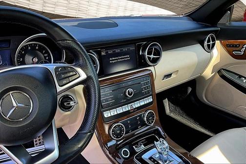 2018 Mercedes-Benz SLC 300 Base