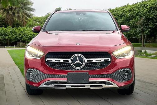 RED 2022 Mercedes-Benz GLA 250 4MATIC