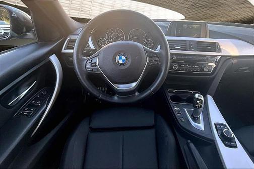 2018 BMW 320 i