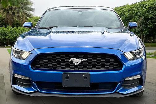 2017 Ford Mustang V6