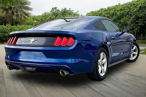 2017 Ford Mustang V6