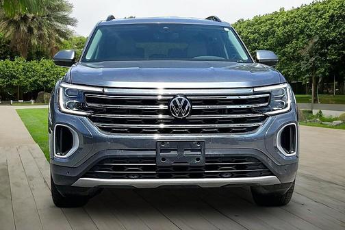 GRAY 2024 Volkswagen Atlas 2.0T SE w/Technology