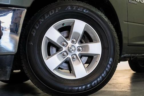 2021 RAM 1500 Classic SLT