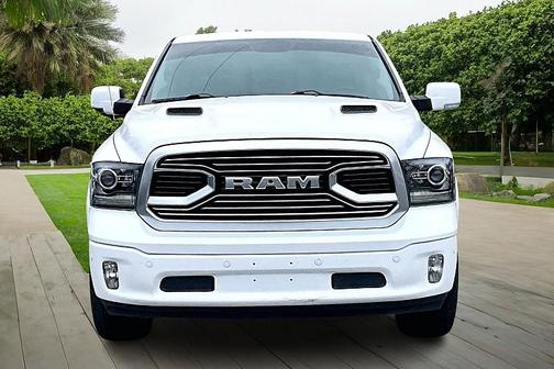 2018 RAM 1500 Limited Crew Cab 4x2 5'7' Box