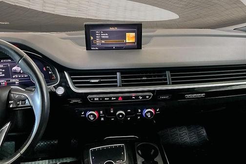 GRAY 2018 Audi Q7 3.0T Premium Plus