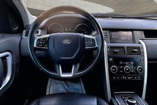 BLACK 2019 Land Rover Discovery Sport SE