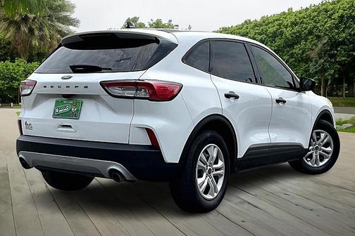 2022 Ford Escape S