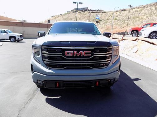 Thunderstorm Gray 2025 GMC Sierra 1500 AT4