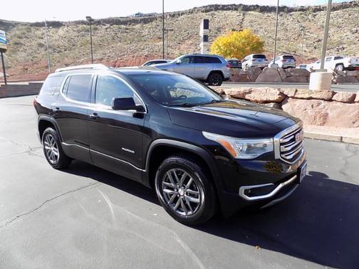 2017 GMC Acadia SLT-1