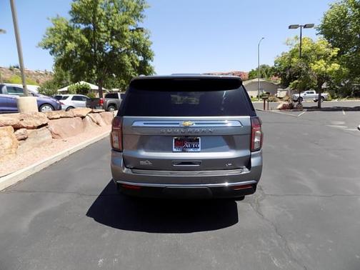 2021 Chevrolet Suburban LT