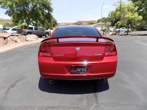 2006 Dodge Charger SRT8
