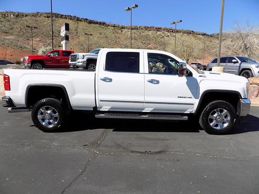 2017 GMC Sierra 2500 SLT