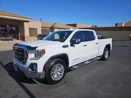Summit White 2021 GMC Sierra 1500 SLT