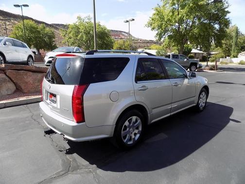 2006 Cadillac SRX V8