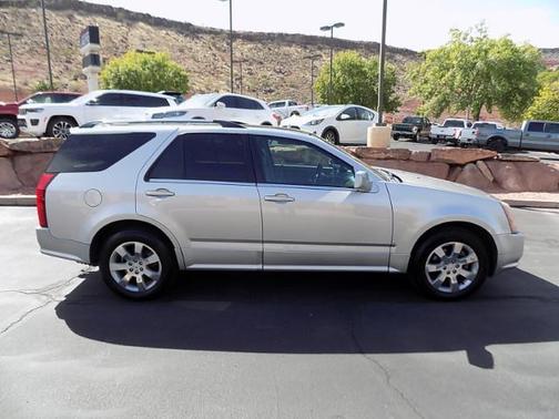 2006 Cadillac SRX V8