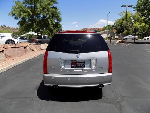 2006 Cadillac SRX V8