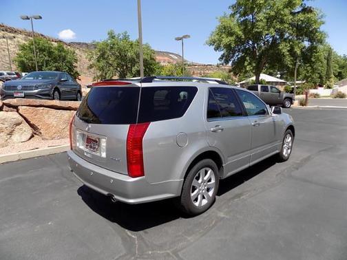 2006 Cadillac SRX V8