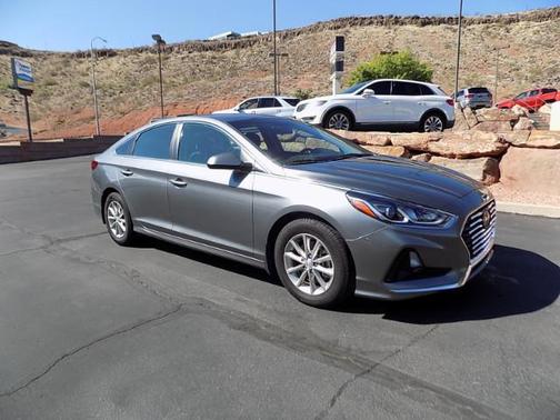 2018 Hyundai SONATA SE