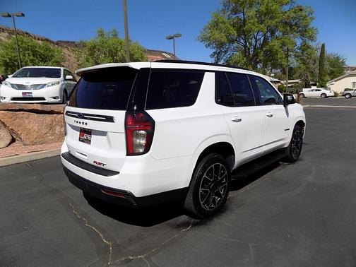 2022 Chevrolet Tahoe 4WD RST