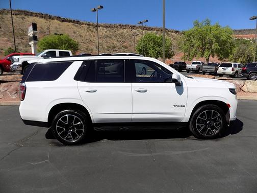 2022 Chevrolet Tahoe 4WD RST