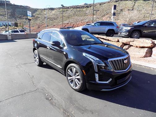 2020 Cadillac XT5 Premium Luxury
