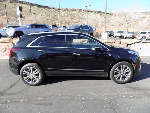 2020 Cadillac XT5 Premium Luxury