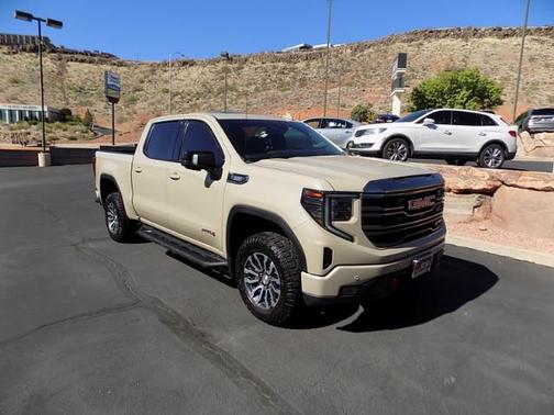 2023 GMC Sierra 1500 AT4