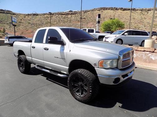 2004 Dodge Ram 2500 SLT Quad Cab