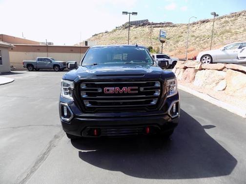 2022 GMC Sierra 1500 AT4
