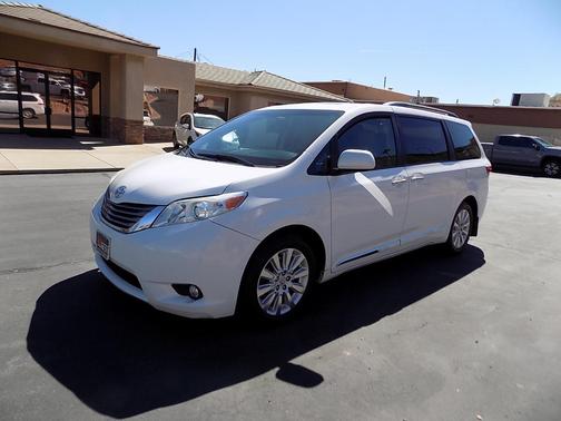 2016 Toyota Sienna XLE Premium