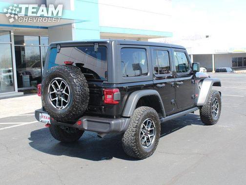 Black Clearcoat 2024 Jeep Wrangler Rubicon