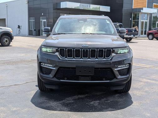 Baltic Gray Metallic Clearcoat 2022 Jeep Grand Cherokee Limited